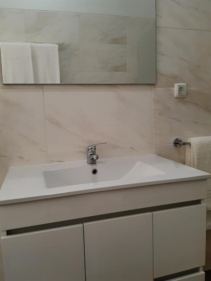 Апартаменты Alojamento Ferreira - Apartamento B Сантиагу-ду-Касен Экстерьер фото