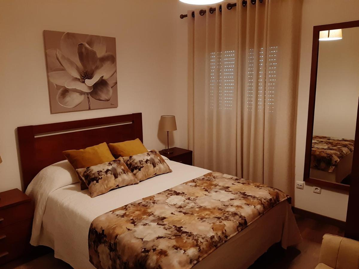 Апартаменты Alojamento Ferreira - Apartamento B Сантиагу-ду-Касен Экстерьер фото