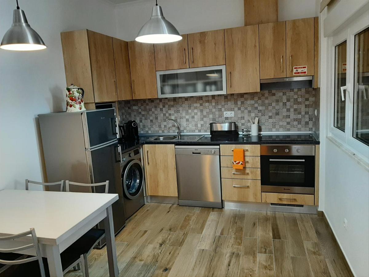 Апартаменты Alojamento Ferreira - Apartamento B Сантиагу-ду-Касен Экстерьер фото